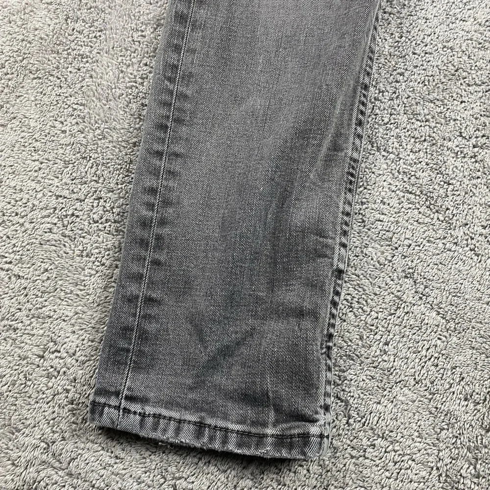 Levis 511 Slim Fit Straight Leg Jeans Mens 29x32 Gray Low Rise‎